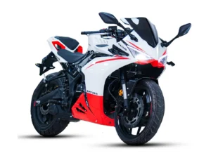 Freedom Spitzer GP2 250 blanca con detalles rojos